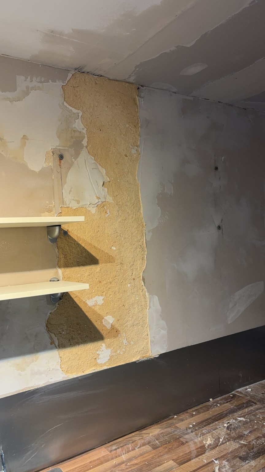 Préparation de murs en rénovation